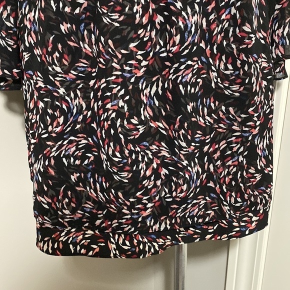 White House Black Market Scattered Print Boho Dress Bell Sleeve Sz 2 - Picture 6 of 13
